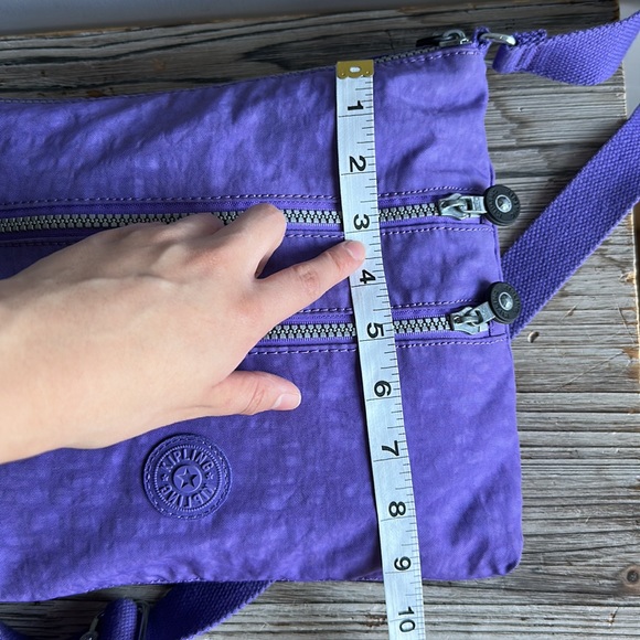 Kipling Alvar Purple Crossbody - Picture 6 of 7